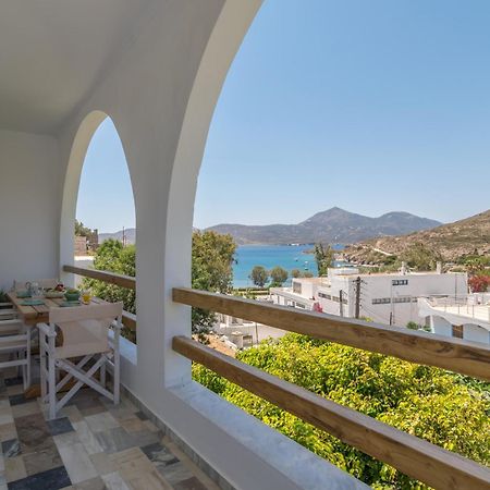 Areti'S Milos Guesthouses アダマス エクステリア 写真