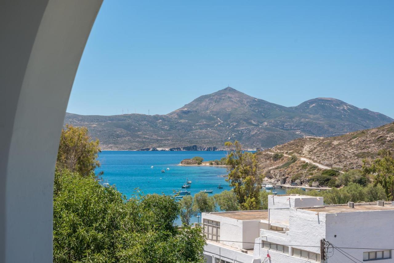 Areti'S Milos Guesthouses アダマス エクステリア 写真