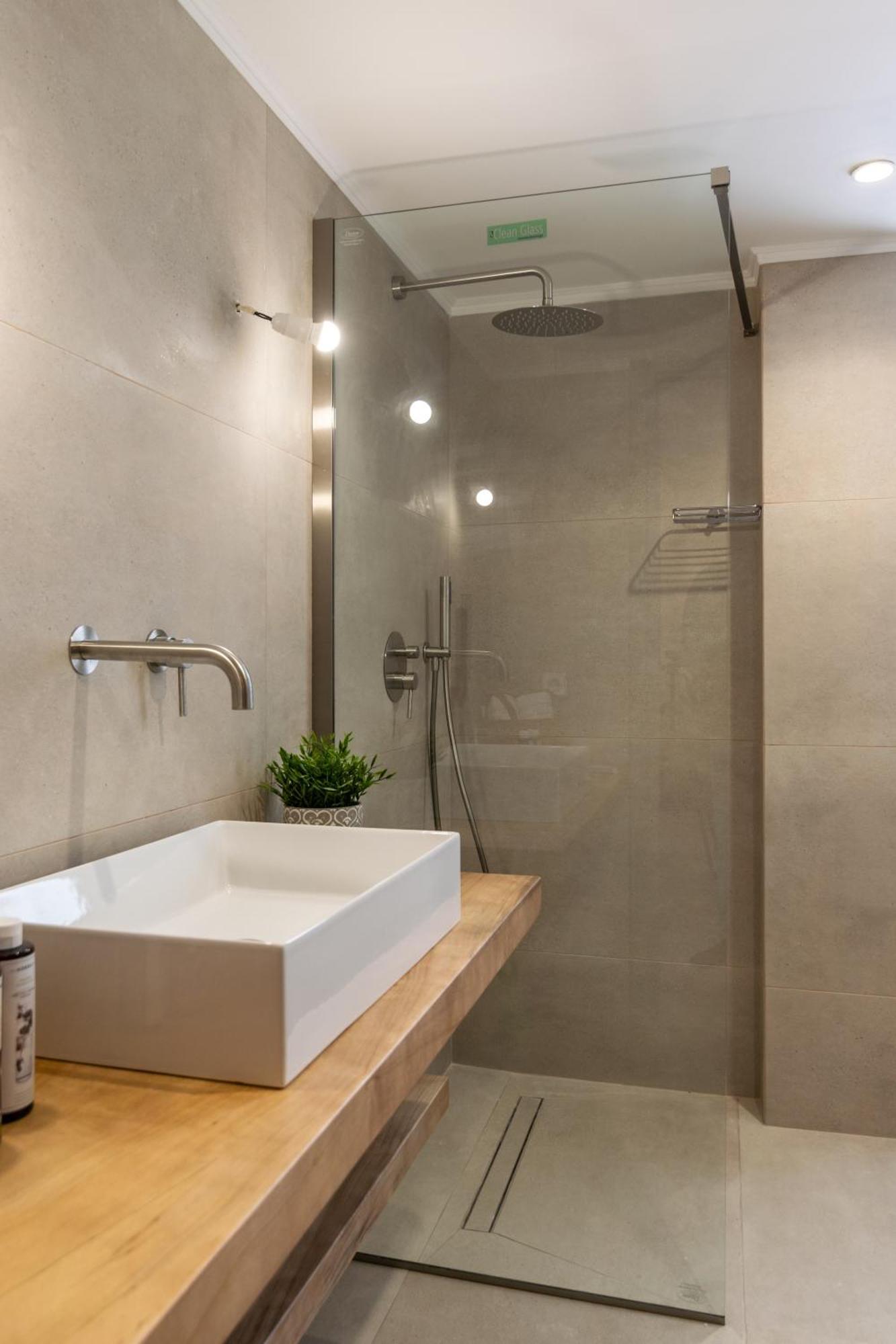 Areti'S Milos Guesthouses アダマス エクステリア 写真