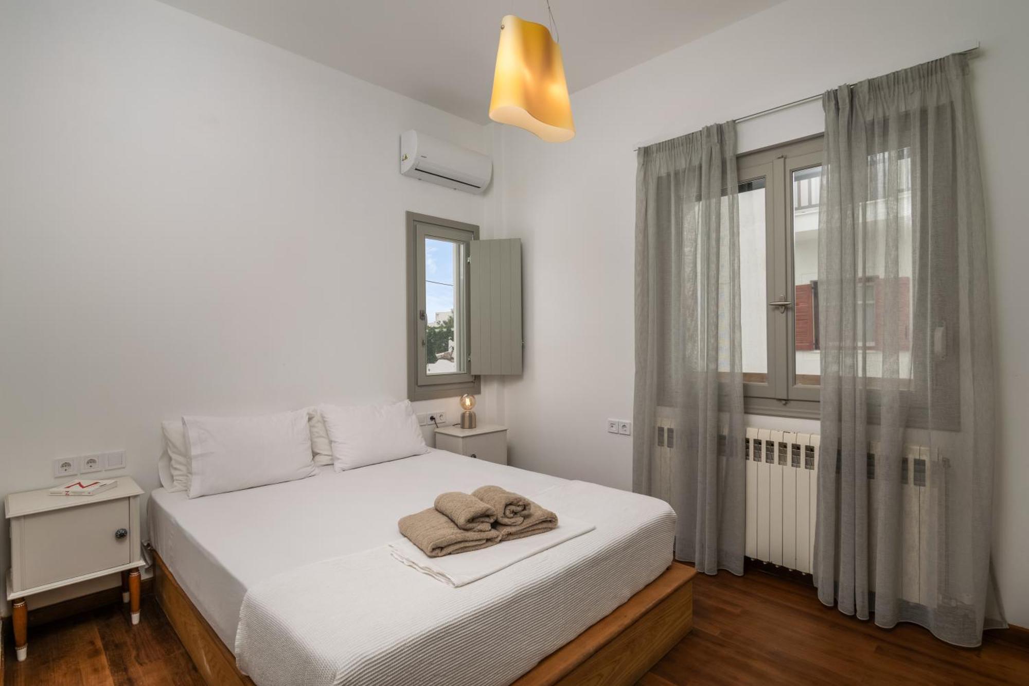Areti'S Milos Guesthouses アダマス エクステリア 写真